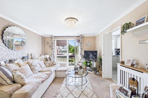 1 bedroom flat for sale, Holmbury Grove, Feather Bed Lane, Croydon