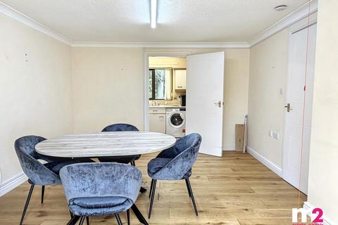 1 bedroom retirement property for sale, Priory Gardens, Abergavenny NP7