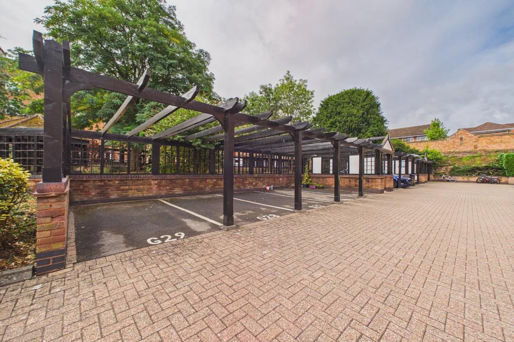 Apartment in Reading - More