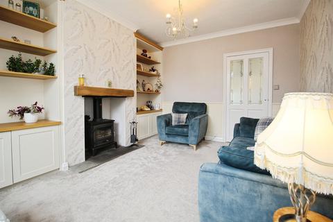3 bedroom semi-detached house for sale, Greenwood Avenue, Earlsheaton, Dewsbury