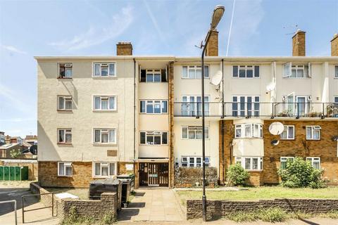 2 bedroom flat for sale, St Stephens Close, Walthamstow