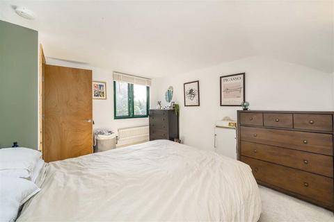 2 bedroom flat for sale, Edward Road, Walthamstow