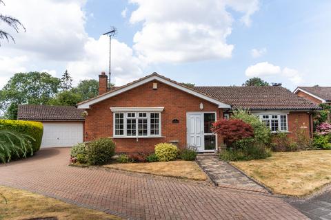 2 bedroom detached bungalow for sale, Lakeside Court, Thurnby, LE7