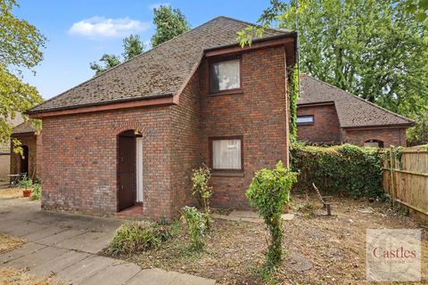 1 bedroom flat for sale, Tenniswood Road, Enfield