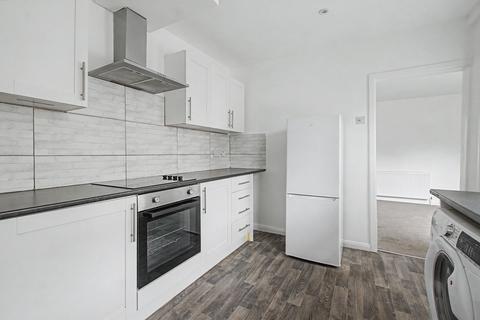 4 bedroom semi-detached house for sale, Sea View Road, Poole BH12