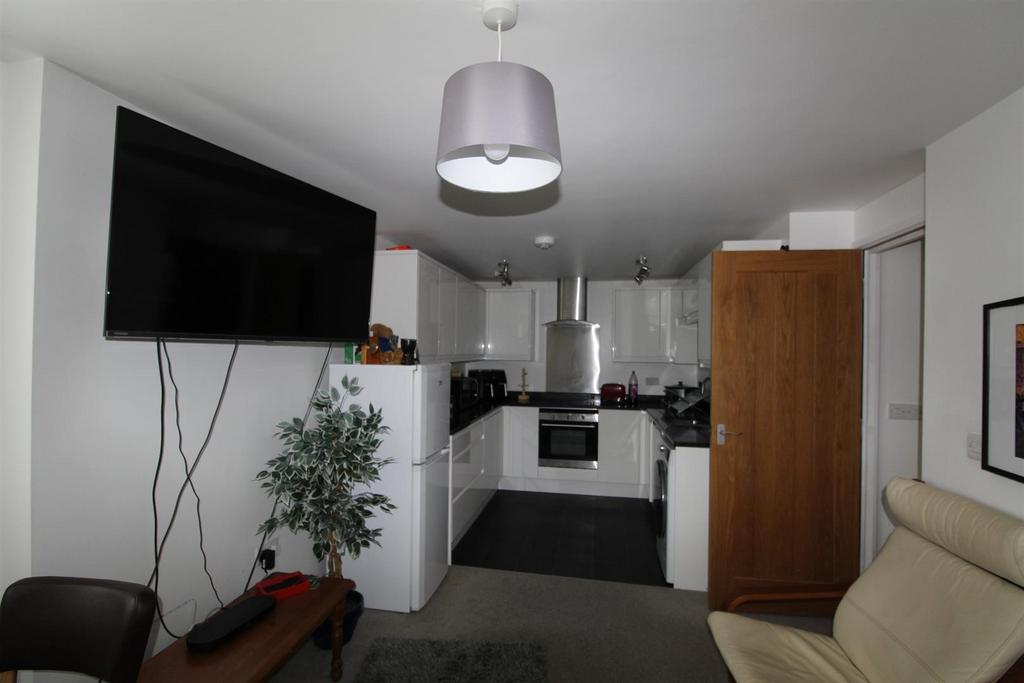 Apartment in Honiton - View 2