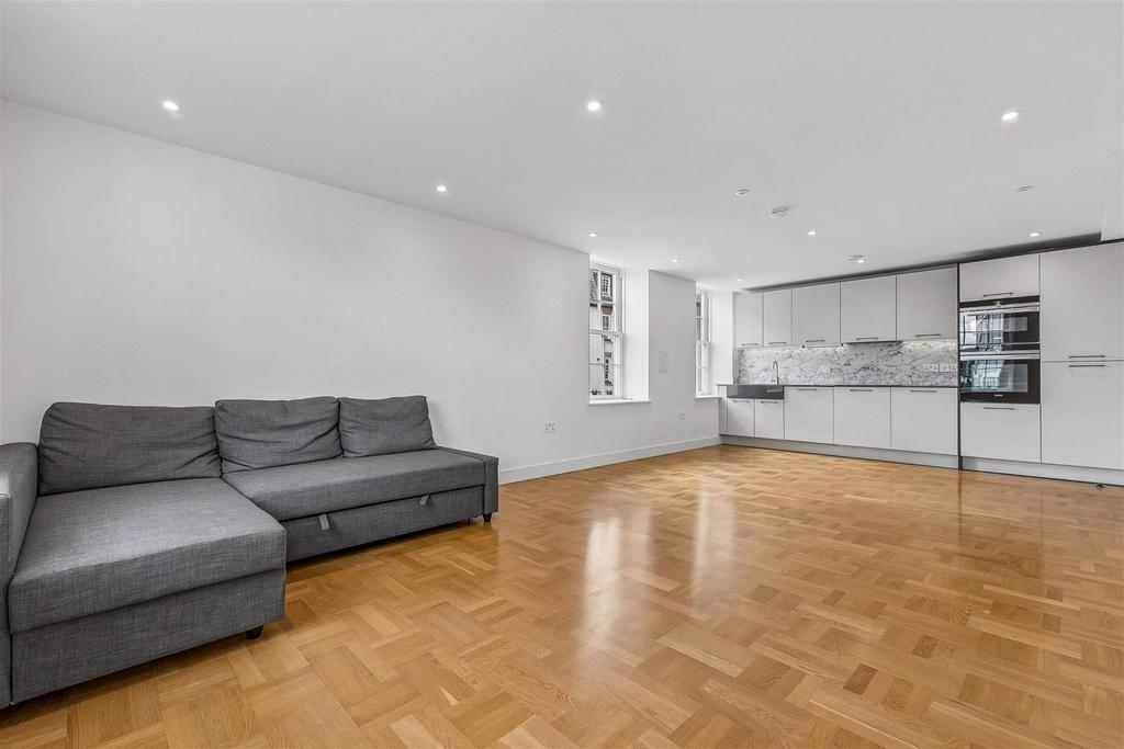 House in London - View 5