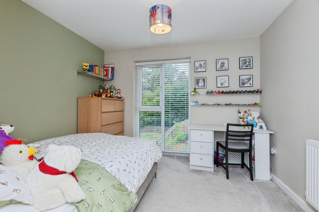 House in Nuneaton - More