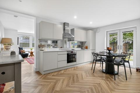 2 bedroom apartment for sale, Moorcroft Road, Liverpool, L18