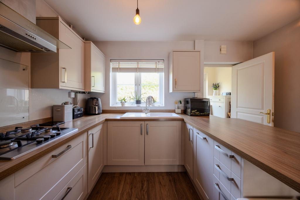 House in Gloucestershire - View 3