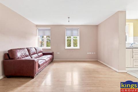 2 bedroom flat for sale, Riverhead Close, London