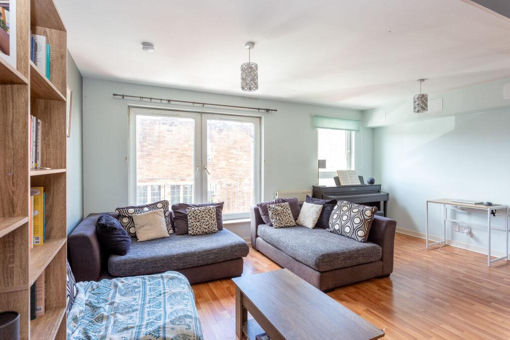 Apartment in Edinburgh - View 5