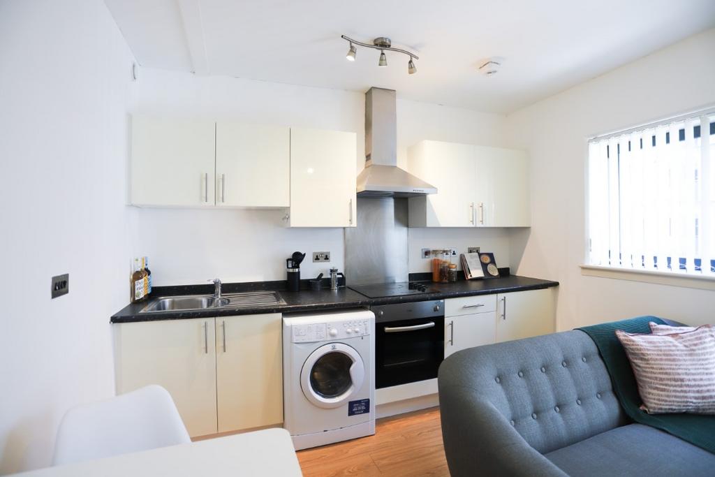 Apartment in Liverpool - View 2