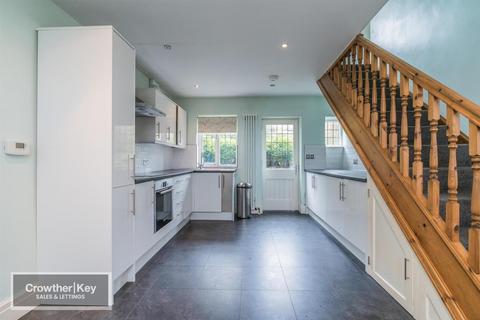 2 bedroom cottage to rent, Corbar Road, Buxton