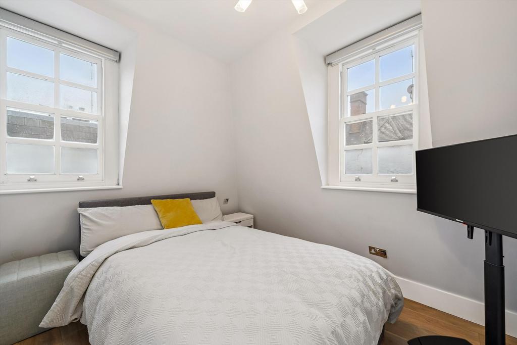 Apartment in London - View 5