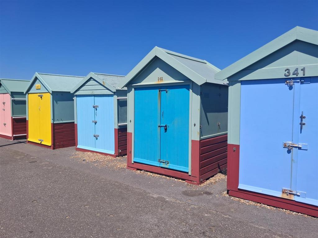 House in Hove Lagoon