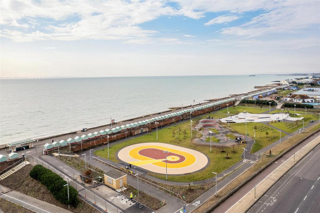 House in Hove Lagoon - View 4