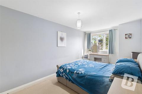 2 bedroom apartment for sale, Pemberley Apartments, 9 Gillian Crescent, Gidea Park, RM2