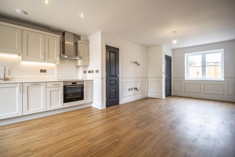 3 bedroom terraced house to rent, Douglas Jane Close, Melton Mowbray, LE13