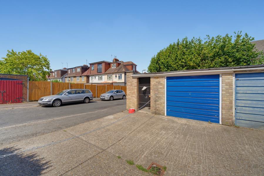 House in Ealing - View 2