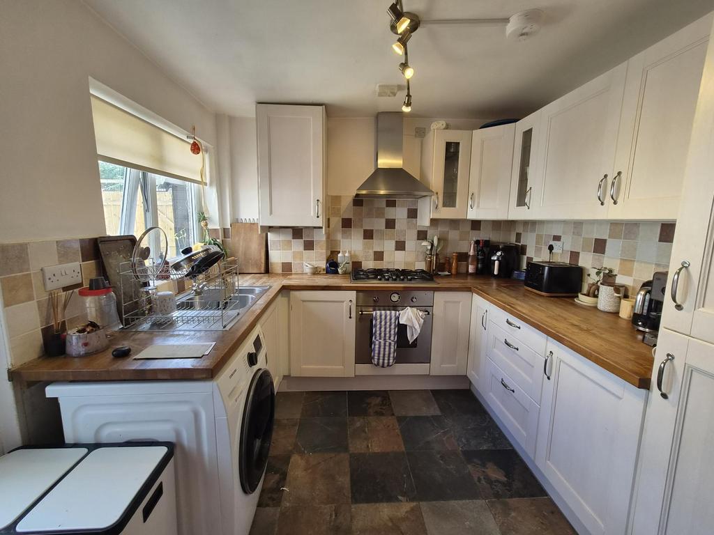 Apartment in Newcastle upon Tyne - View 3