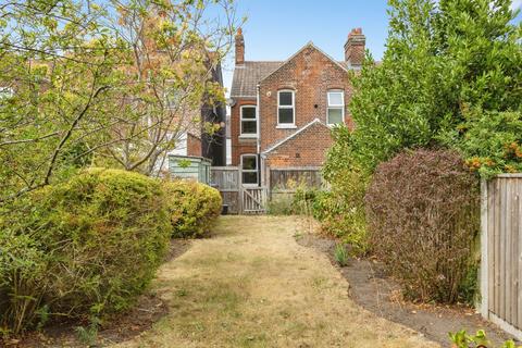2 bedroom end of terrace house for sale, Melrose Road, NORWICH