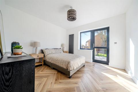2 bedroom flat for sale, Blackfen Road, Sidcup, Kent