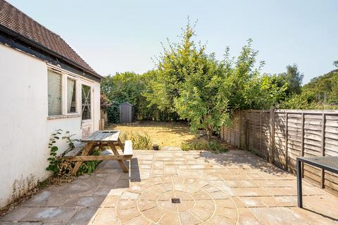 4 bedroom semi-detached house for sale, Coulsdon Road, Caterham, CR3