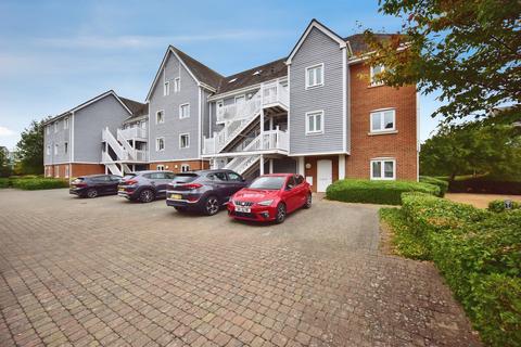 2 bedroom apartment for sale, The Lakes, Larkfield, Aylesford