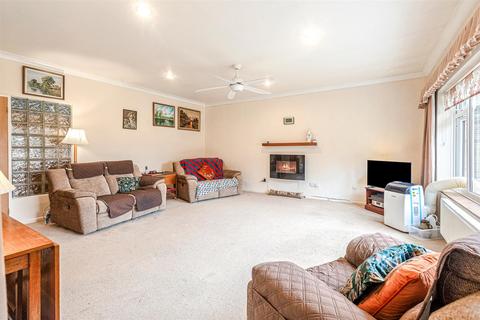 3 bedroom bungalow for sale, Rectory Road, Wanlip, Leicester