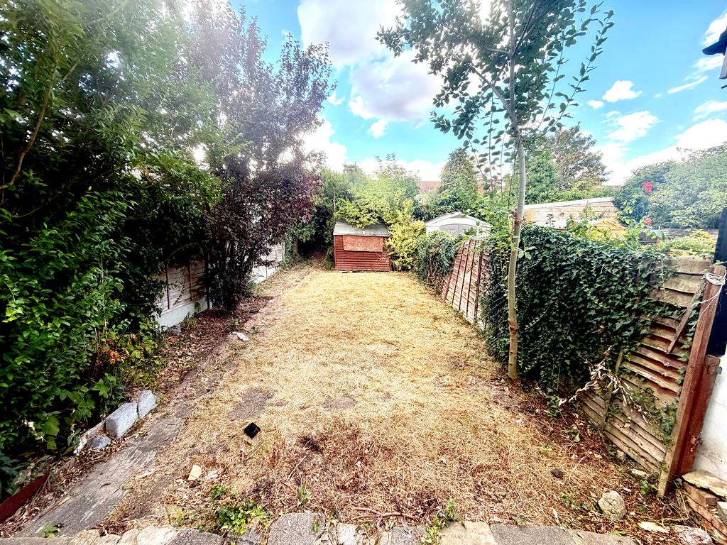 House in Newbury Park - View 4