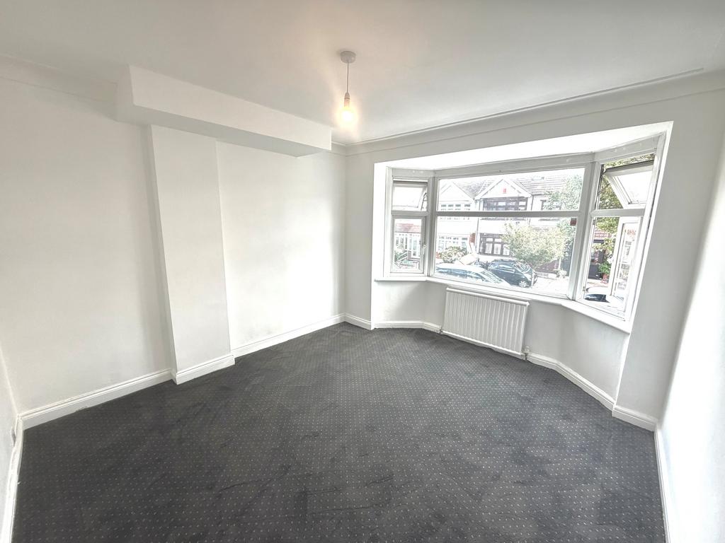 House in Newbury Park - View 5