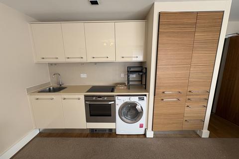 2 bedroom apartment to rent, Falcon Drive, Cardiff, CF10