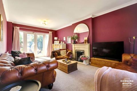 4 bedroom townhouse for sale, Selwyn Road, Burntwood, WS7 9HU - No Upward Chain
