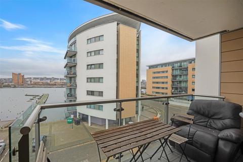 2 bedroom apartment for sale, Drift Court, Gallion's Reach