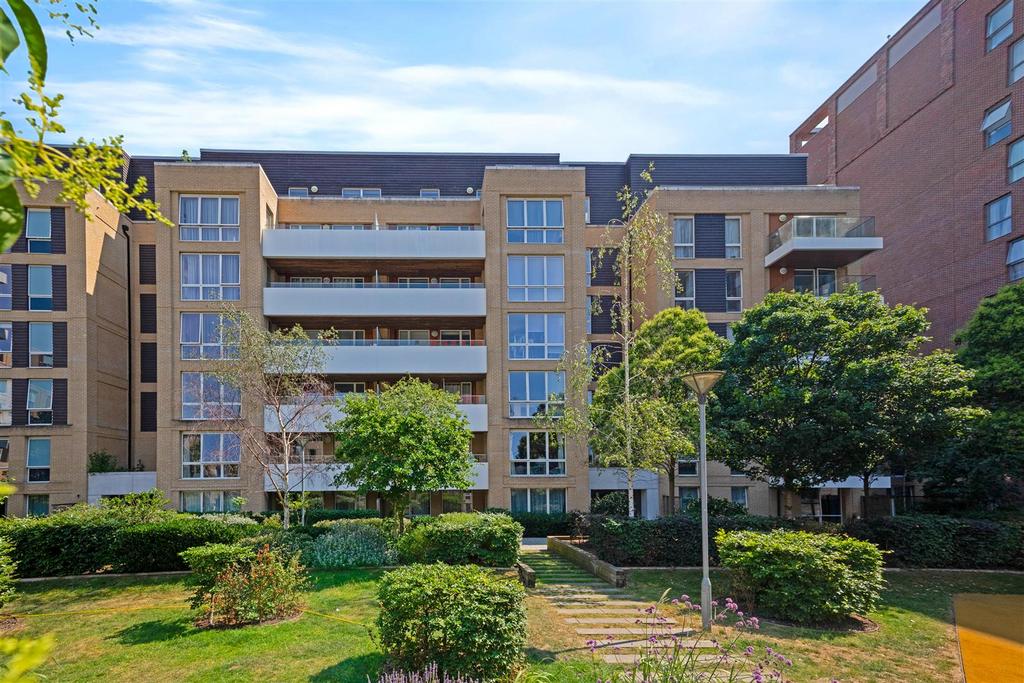 Apartment in Canning Town - View 4