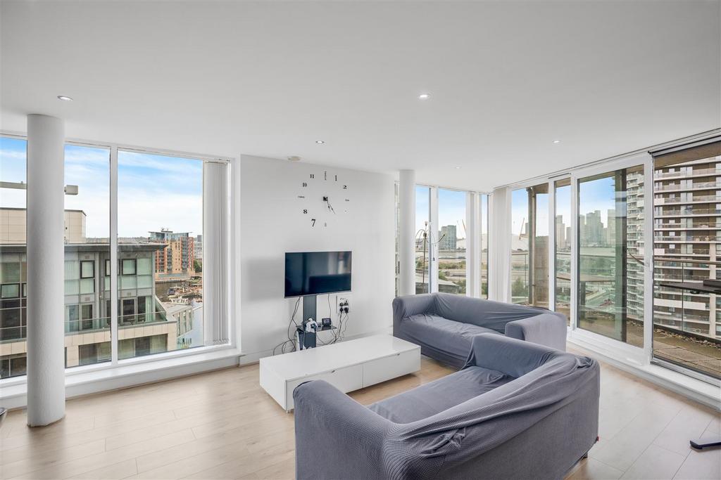 Apartment in Royal Victoria Dock - View 5