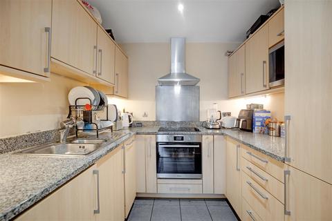 1 bedroom apartment for sale, Westgate Apartments, Canning Town
