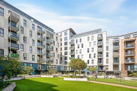 3 bedroom apartment for sale, Turner Street, Canning Town
