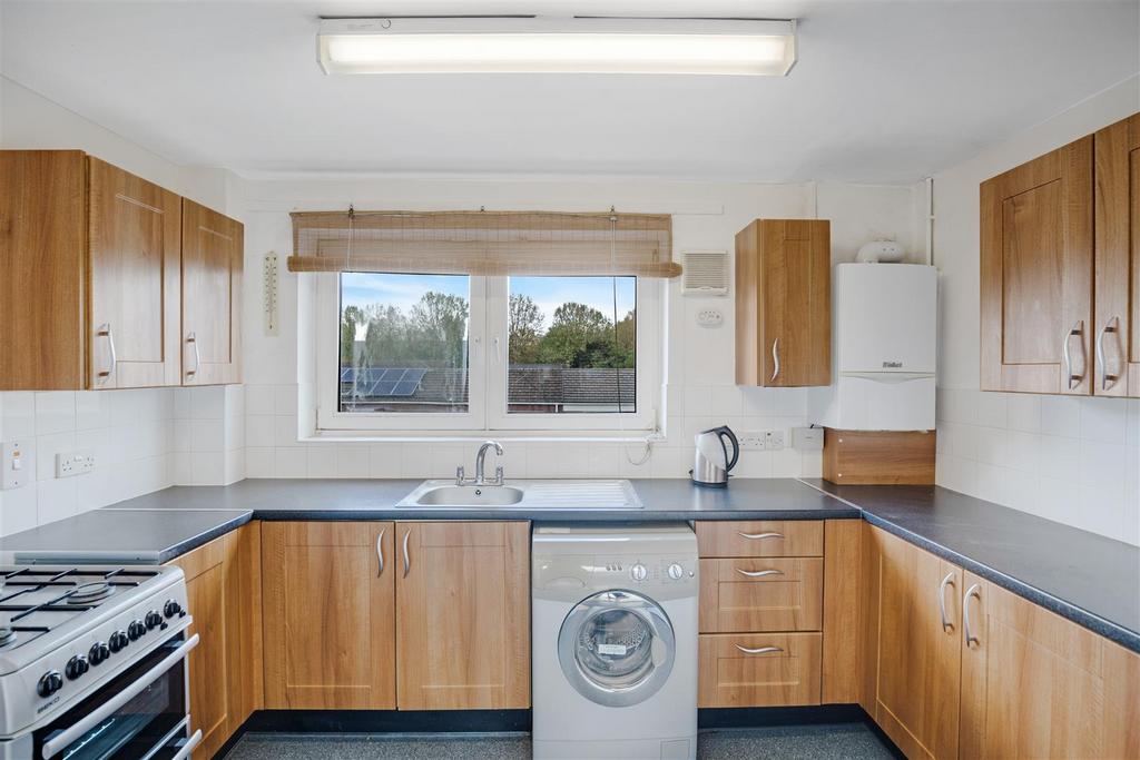 Apartment in Canning Town - View 2