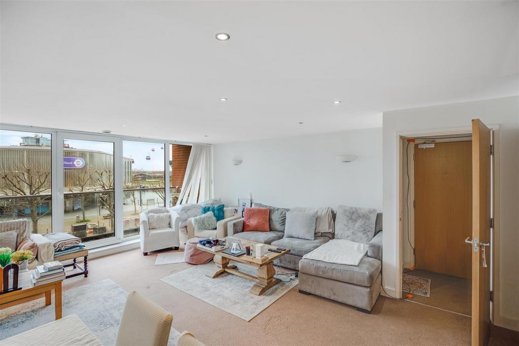 Apartment in Royal Victoria Dock