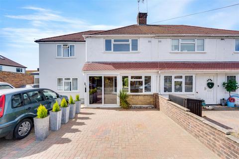 2 bedroom house for sale, St. Johns Road, Hanworth TW13