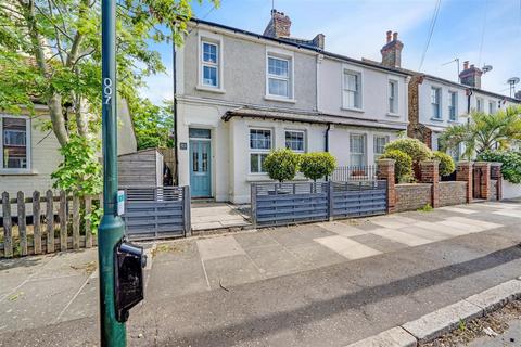 4 bedroom house for sale, Myrtle Road, Hampton Hill TW12