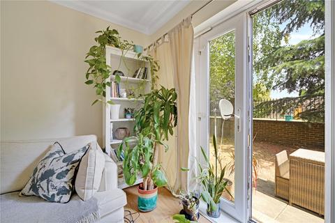 2 bedroom apartment for sale, Batavia Road, Sunbury-On-Thames TW16