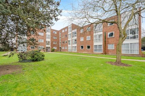 1 bedroom apartment for sale, Tasman Court, Sunbury-On-Thames TW16
