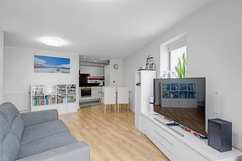 Apartment in Lewisham - View 2