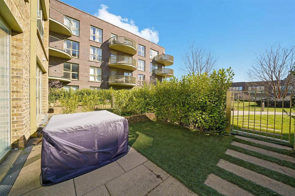 House in London, Royal Borough of Greenwich - View 3