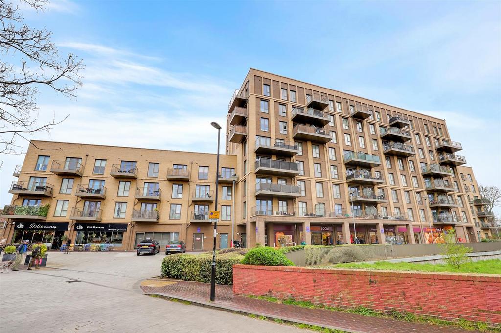 Apartment in Catford - View 4