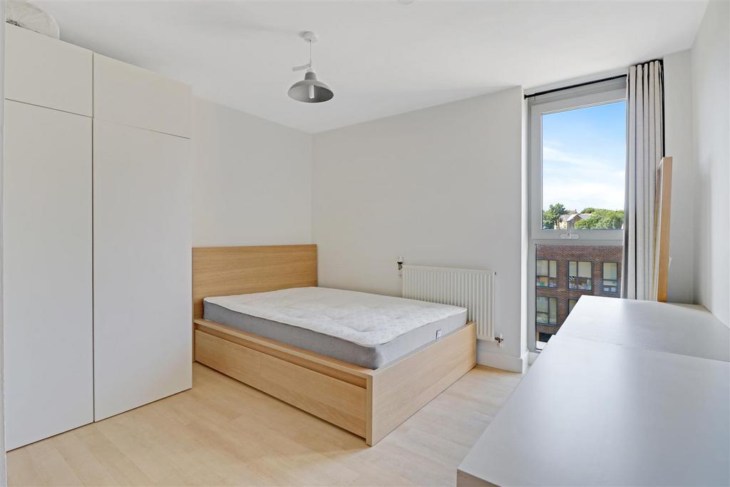 Apartment in Lewisham - View 4