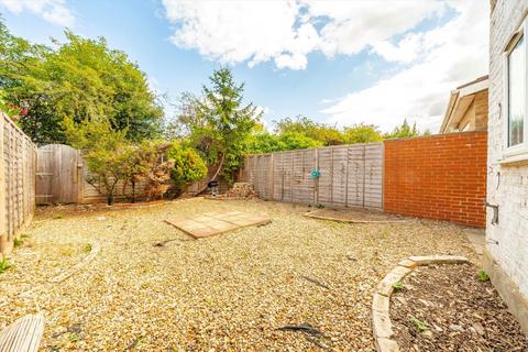 undefined, Waldegrave Road, London W5